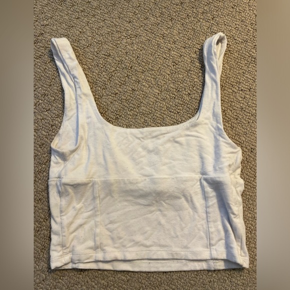 Scrunched White top - Picture 2 of 3